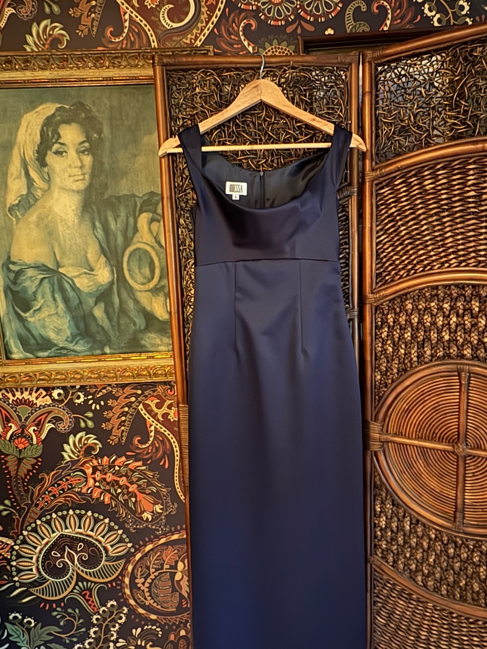 Odessa Navy Satin Twisted Strap Column Gown Formal Evening Dress Size 2